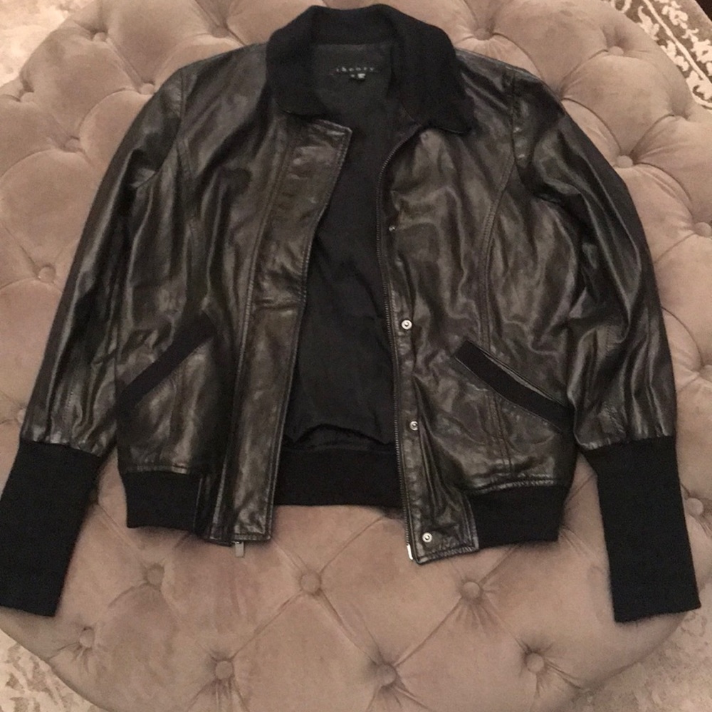 Theory leather jacket !